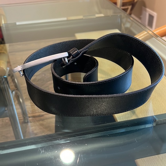 European Designer Leather Belt - Picture 6 of 7